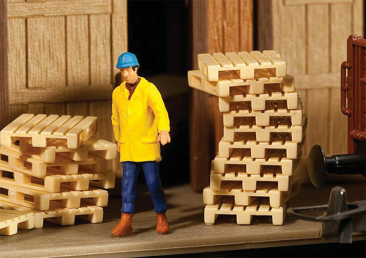 WALTHERS 949-4129 Wood Pallets
