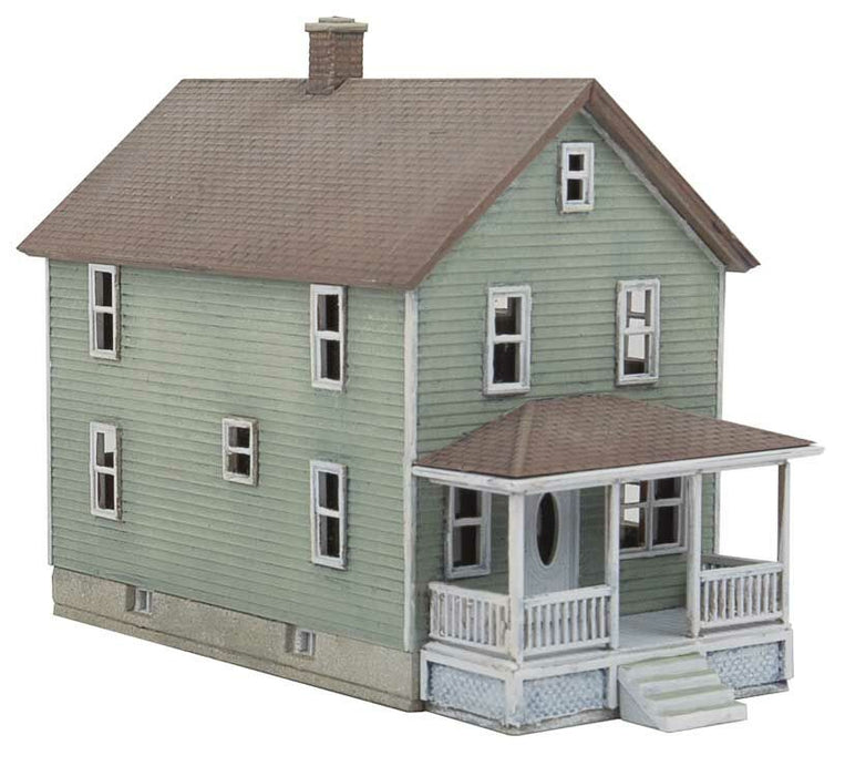 WALTHERS 933-3888 Two-Story Frame House -8.6 x 4 x 5.9cm