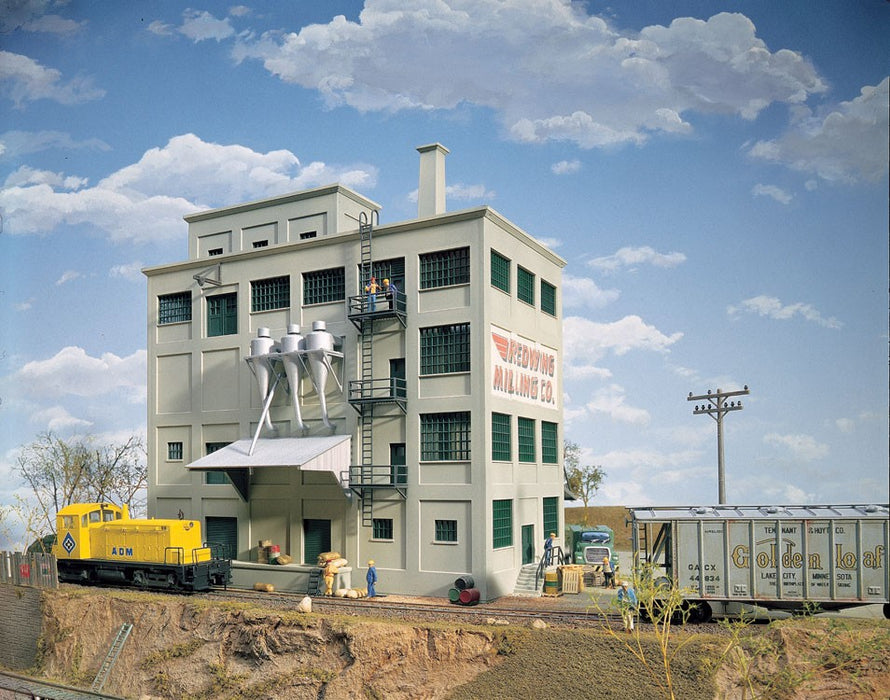 WALTHERS 933-3026 Red Wing Milling Co. -20.3 x 28 x 26.4cm