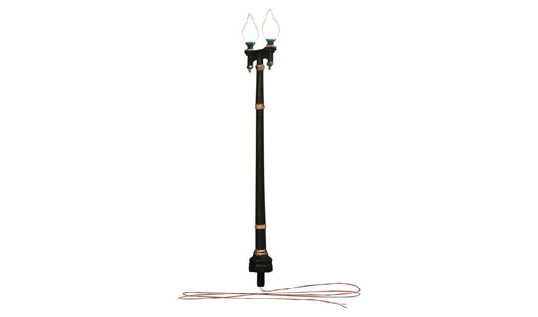 WOODLAND SCENICS JP5648 Double Lamp Post Street Lights - O Scale [2pcs]
