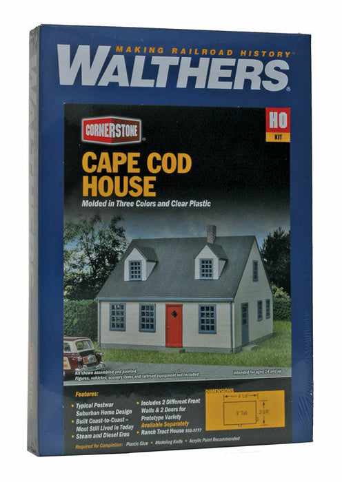 WALTHERS 933-3776 Cape Cod House - Kit -10.7 x 9.2 x 7.6cm
