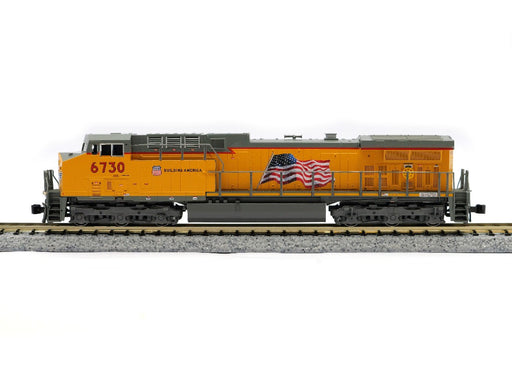 Kato 176-7040 GE AC4400CW Union Pacific #6730