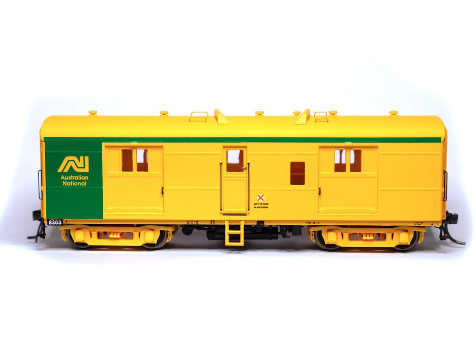 SDS MODELS 8300 012 SAR Brake Van - 8303 Early to Mid 1980s AN Yellow