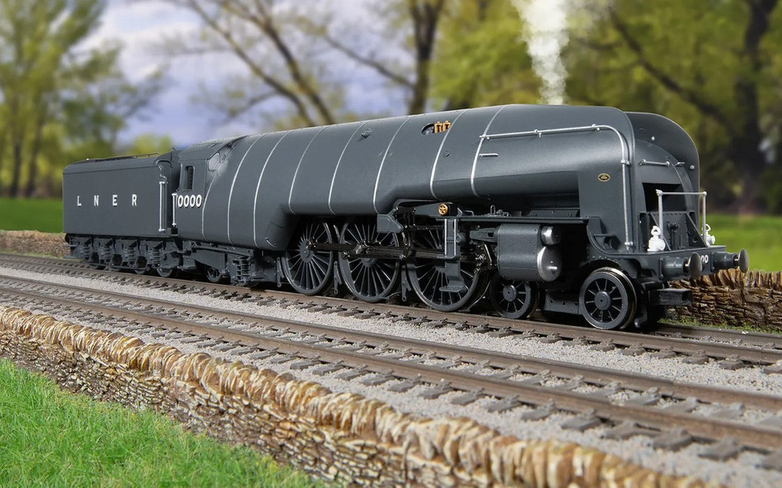 Hornby R30352SS LNER, W1 Class, 4-6-4, 10000 'Hush Hush' With Steam Generator and Sound