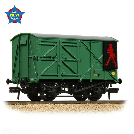 Branchline 38-954 BR 12T Palvan 'Johnnie Walker Whisky' Green