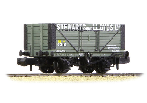 Graham Farish 377-150C 8 Plank Wagon Fixed Ends 'Stewarts & Lloyds Ltd' Grey