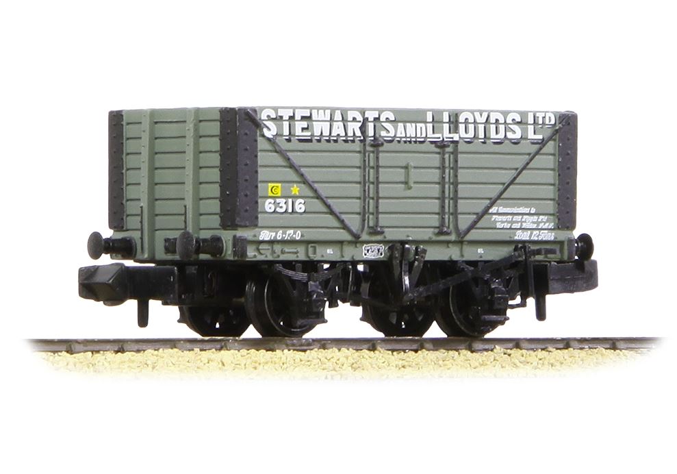 Graham Farish 377-150C 8 Plank Wagon Fixed Ends 'Stewarts & Lloyds Ltd' Grey