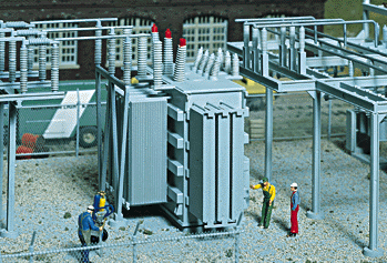 WALTHERS 933-3126 Electric Transformer - 10.2 x 5.7 x 7cm