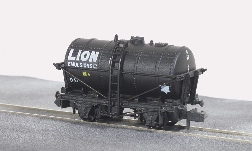 Peco NR-P177 Lion Emulsions Tank Wagon