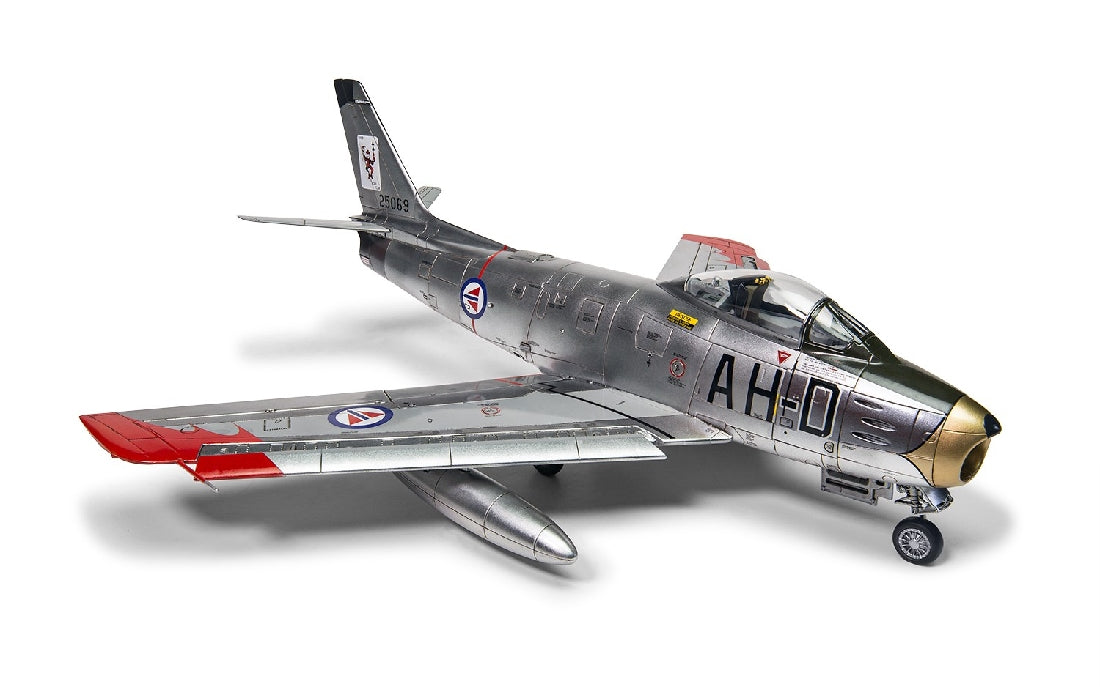 AIRFIX 08110 NORTH AMERICAN F-86F-40 SABRE