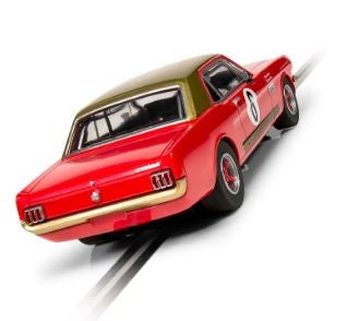 Scalextric C4339 FORD MUSTANG - ALAN MANN RACING - HENRY MANN & STEVE SOPER