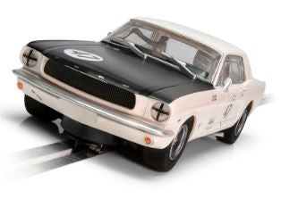 Scalextric C4353 FORD MUSTANG - BILL AND FRED SHEPHERD - GOODWOOD REVIVAL