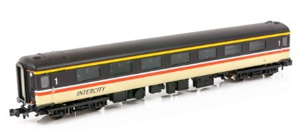 Graham Farish 374-662 BR Mk2F RFB Restaurant First Buffet BR InterCity (Swallow)