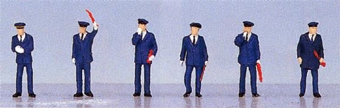 Kato 24-202 Station Staff Figures