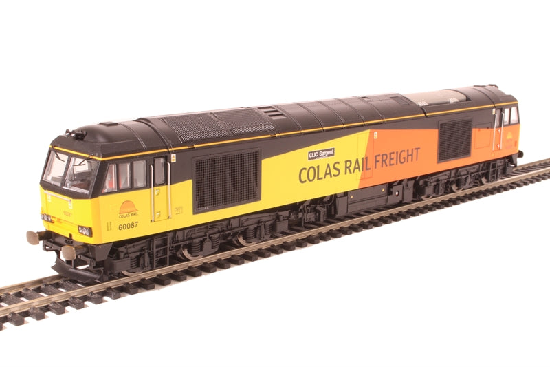 Hornby R3572 Class 60 60087 "CLIC Sargent" in Colas Rail Freight orange/black Dielsel Locomotive