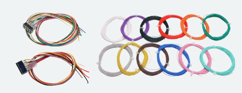 ESU 51943 Super thin cable, 0.5mm diameter, AWG36, 10m bundle, red colour