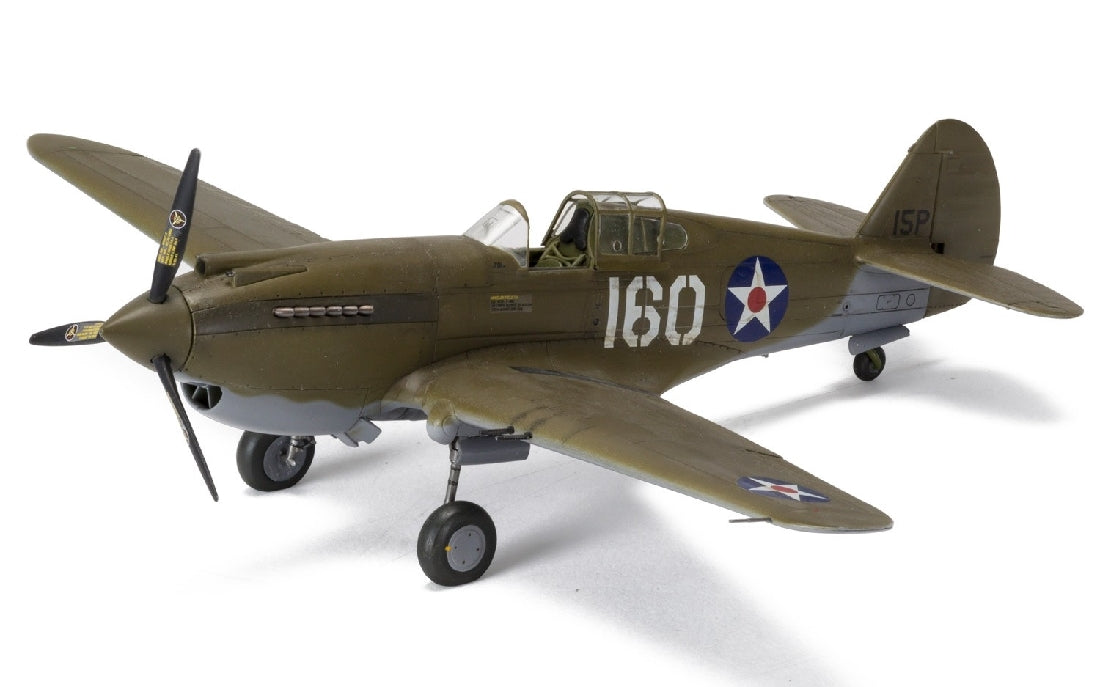 Airfix A05130A CURTISS P-40B WARHAWK