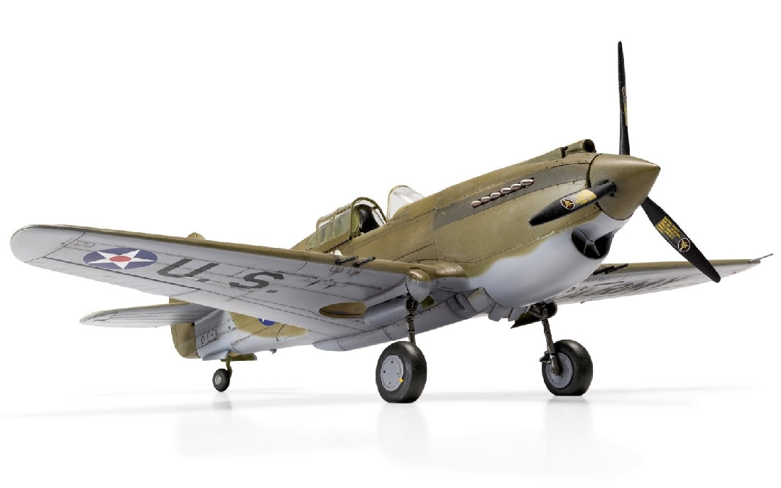 Airfix A05130A CURTISS P-40B WARHAWK