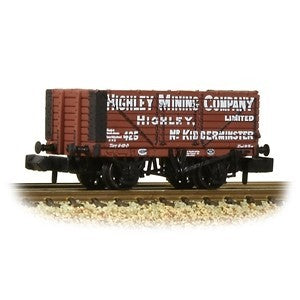 Graham Farish 377-092 7 Plank Wagon End Door 'Highley Mining Company Ltd.' Red